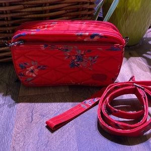 Lug Roundabout 2 -NWOT Bouquet Red